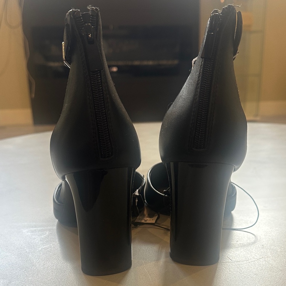 Torrid Black Pointed Toe Heels - Picture 5 of 6